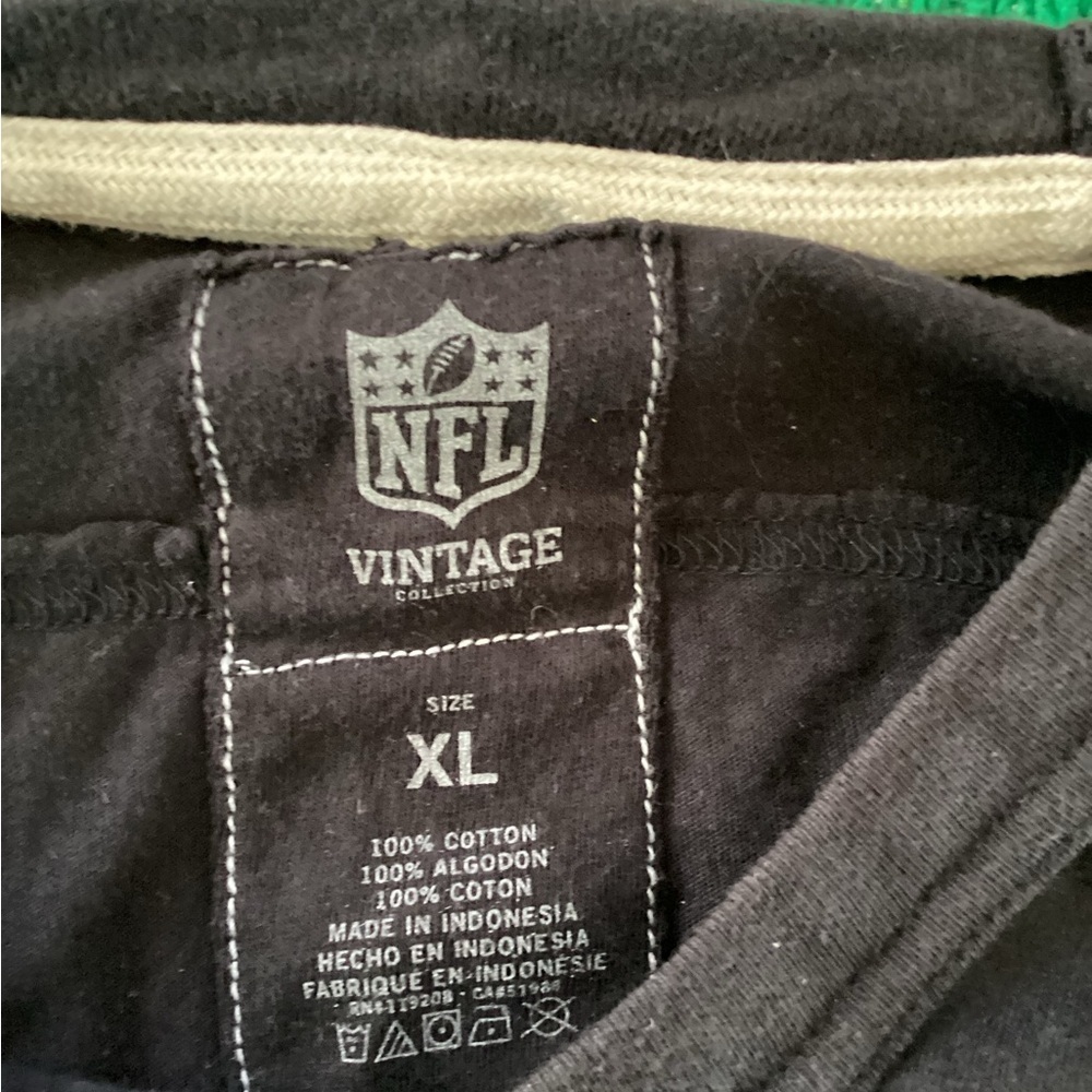 Steelers Football Long Sleeve Shirt-SZ XL
PIT TO PIT 25”
Length 30”
K1 - Picture 3 of 3